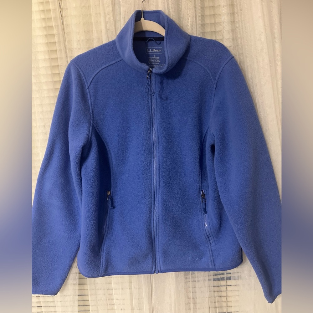 L.L.Bean Womens long sleeve full zip mock neck fleece jacket, size M.  S1